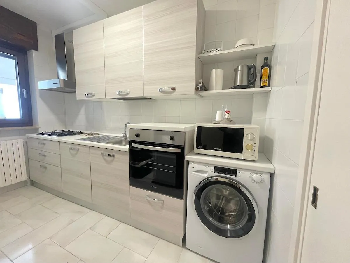Tinhouse Apartment Lecce