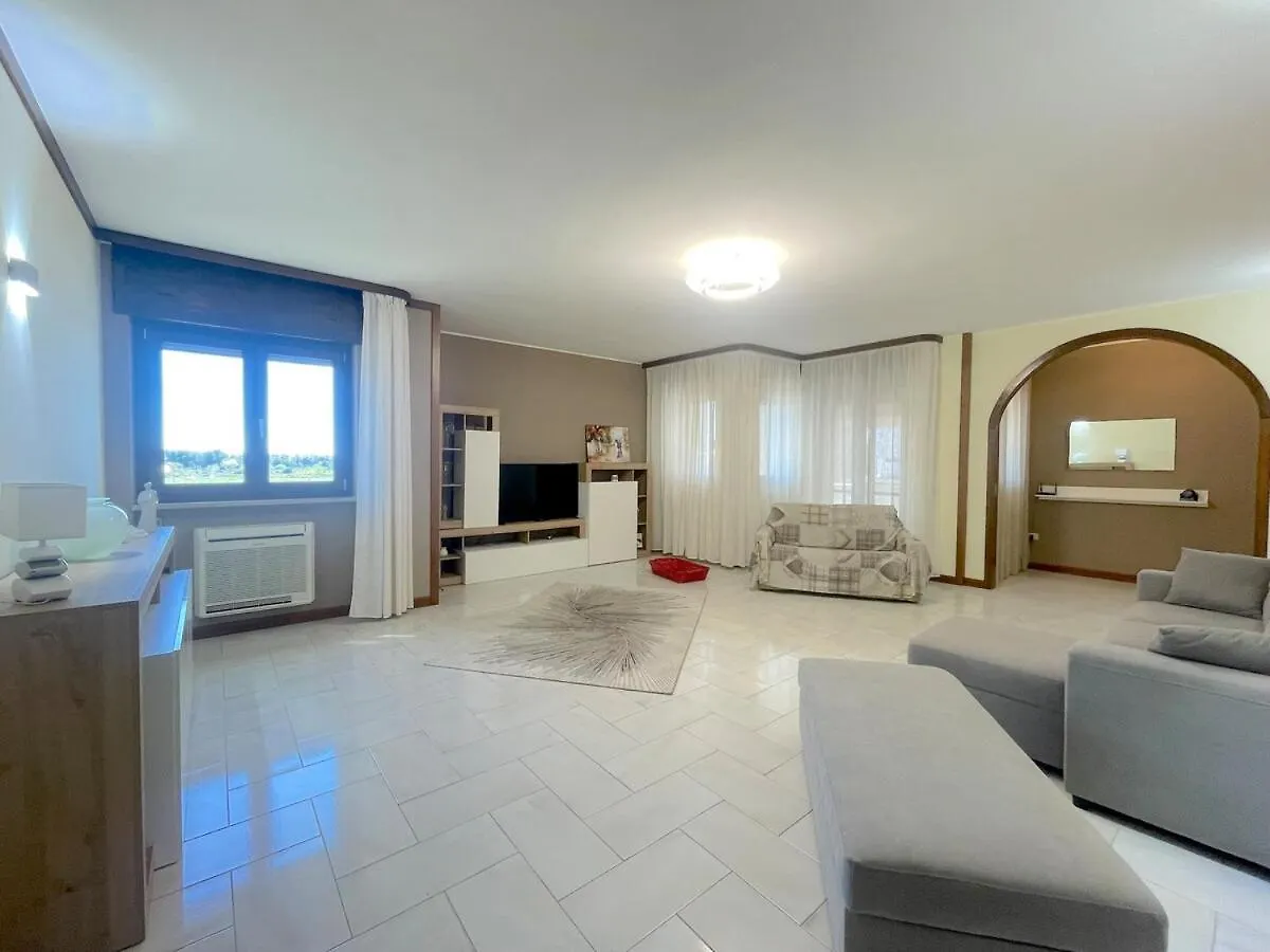 Tinhouse Apartment Lecce