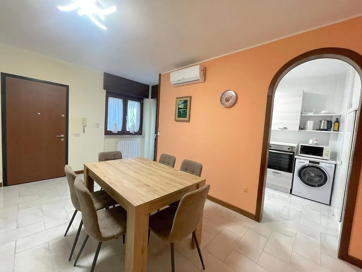 Tinhouse Apartment Lecce