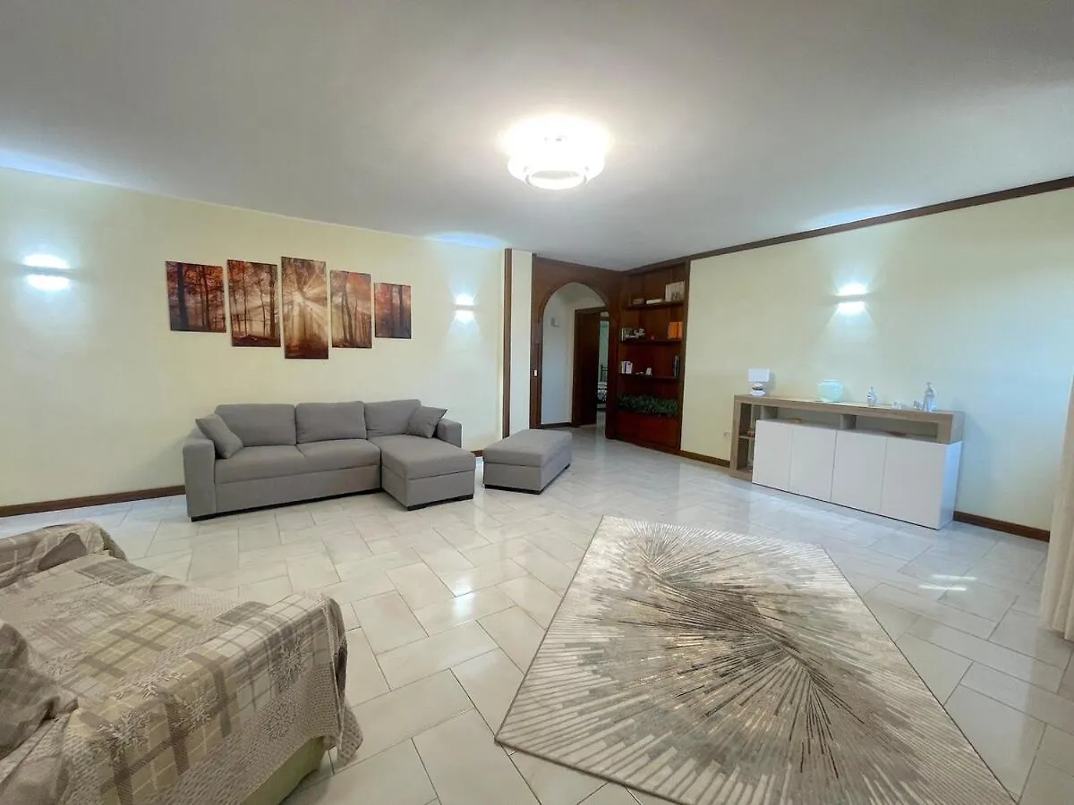 Tinhouse Apartment Lecce